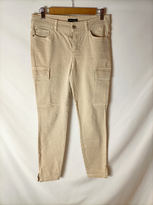 MASSIMO DUTTI. Pantalones beige bolsillos. T 38