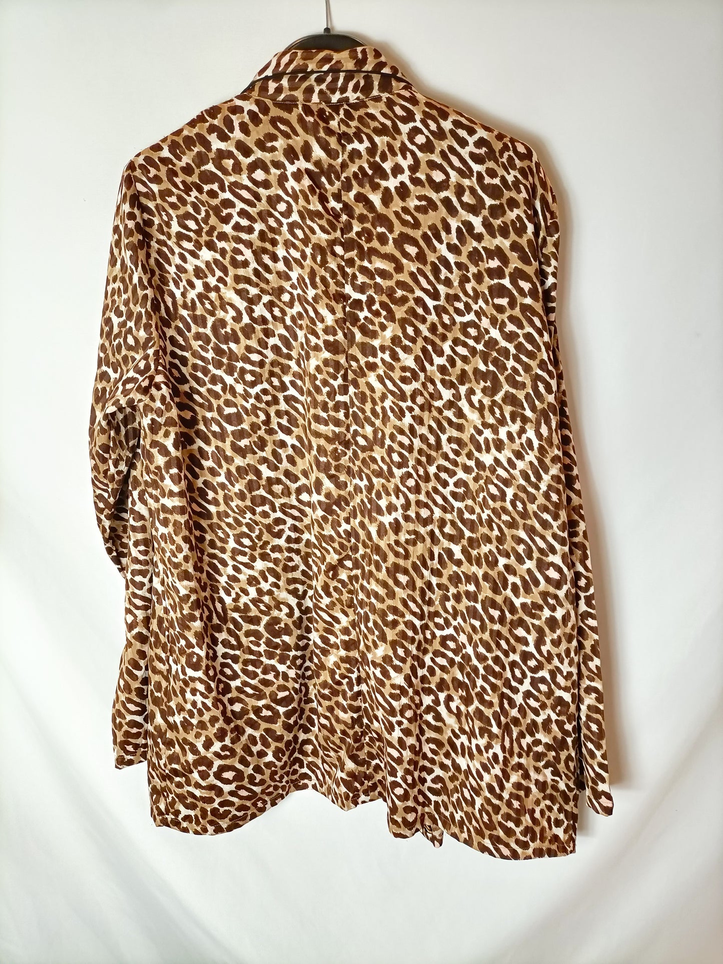 PIECES. Blazer ligera animal print. T XL