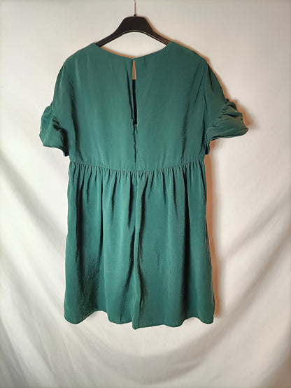 ZARA. Vestido verde botella volante. T S (tara)