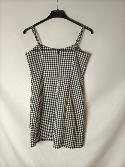 PULL&BEAR. Vestido cuadros vichi T.m