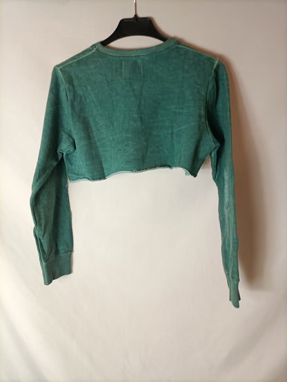 ZARA. top verde letras T.9/10(xxs)