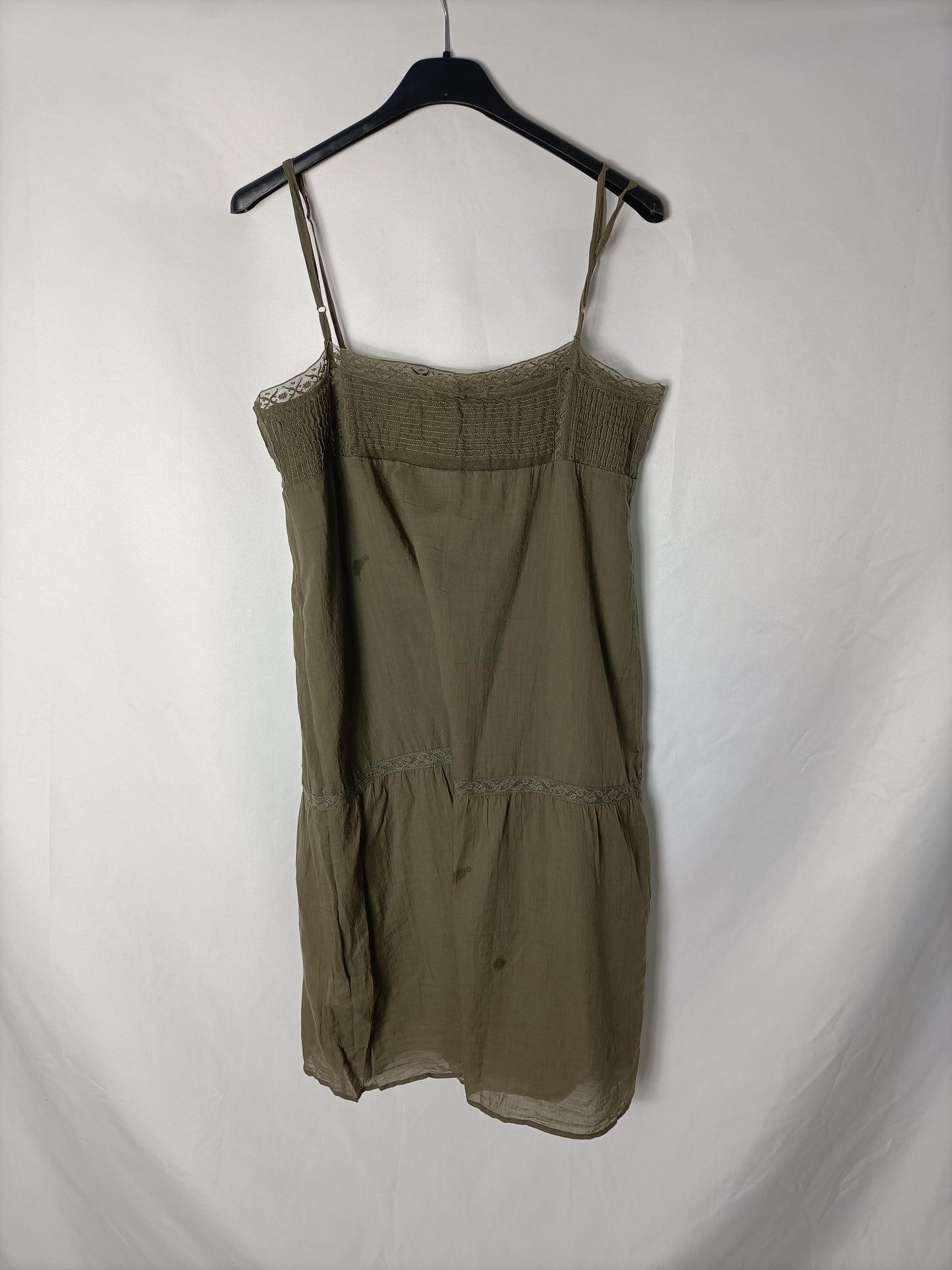 MAJE. Vestido verde caqui tirantes. T S