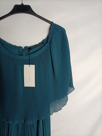 ZARA. Vestido midi verde botella plisado. T XS