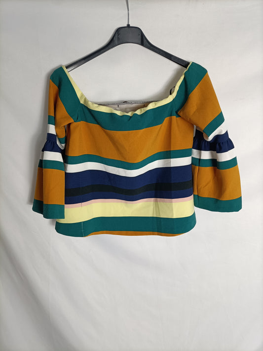 ZARA. Top verde rayas colores hombros al aire. T S