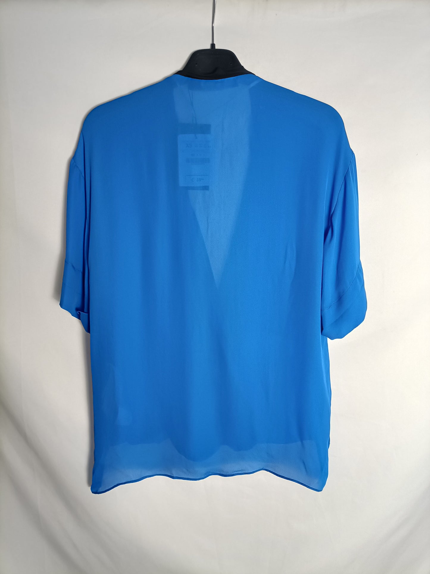 ZARA.Blusa azul cruzada T.XS