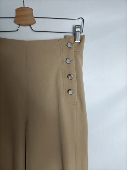 JOTAGE. Pantalón culotte botones T.38