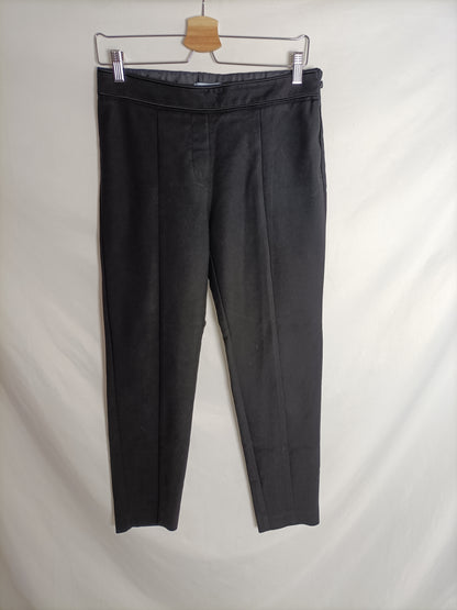 MANGO. Pantalones de pinza negros t. 40