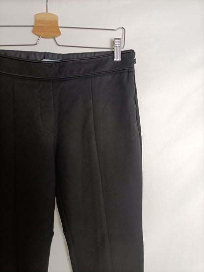 MANGO. Pantalones de pinza negros t. 40