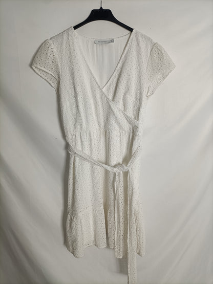 PEDRO DEL HIERRO. Vestido blanco troquelado t. L