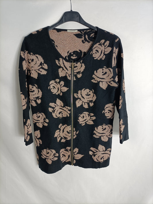 INTIMISSIMI. Chaqueta negra flores T.s