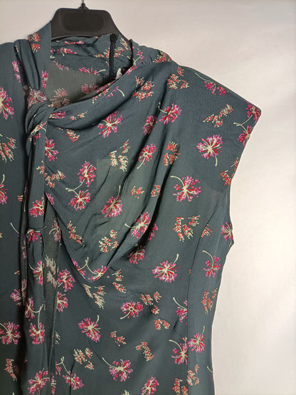 ZARA. Blusa gris flores T.xs