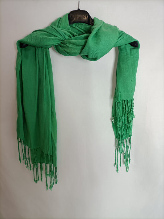 OTRAS. Fular/pashmina verde claro