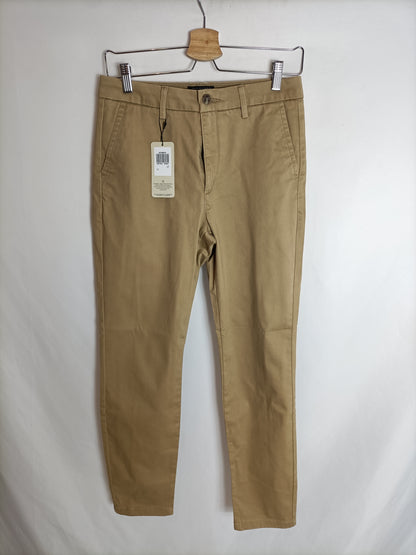 DOCKERS.Pantalón chino beige T.28(36)