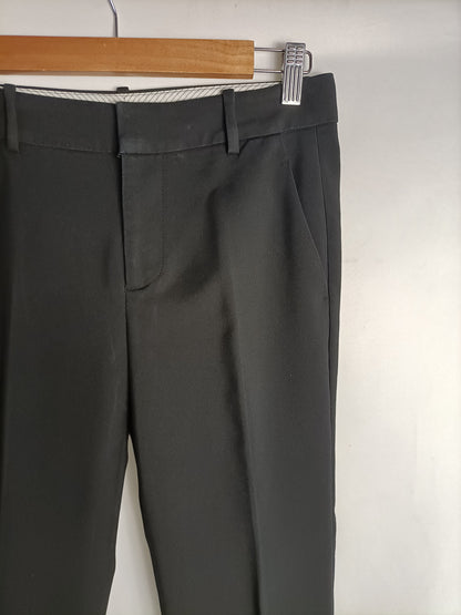 ZARA. Pantalón negro de vestir T.34