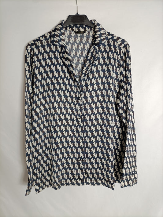 MASSIMO DUTTI. Blusa azul estampada T.m