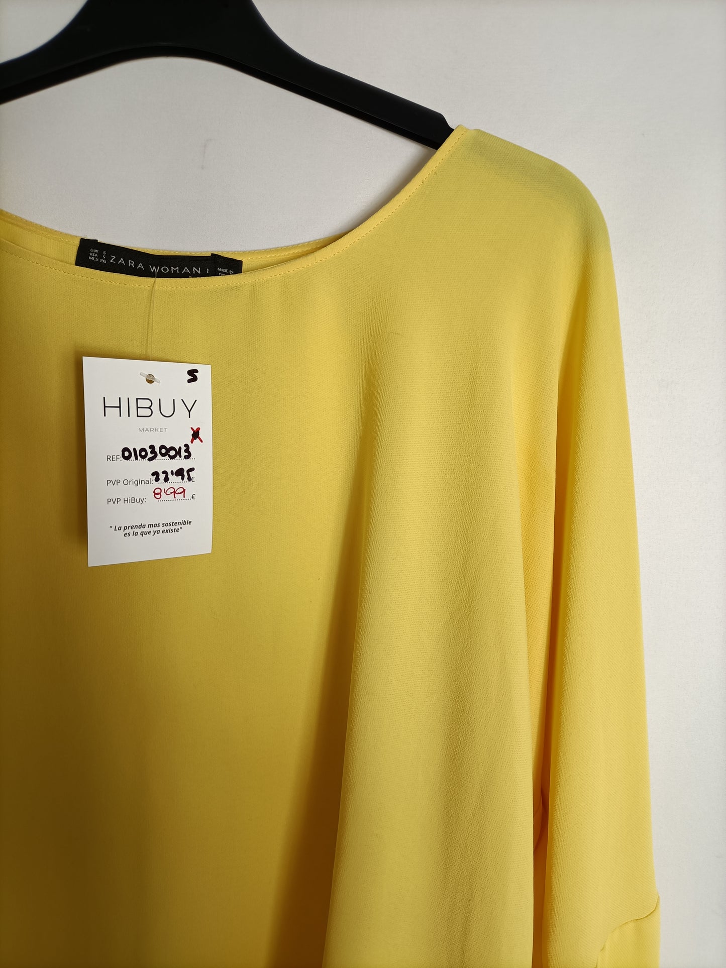 ZARA.Blusa amarilla T.xs