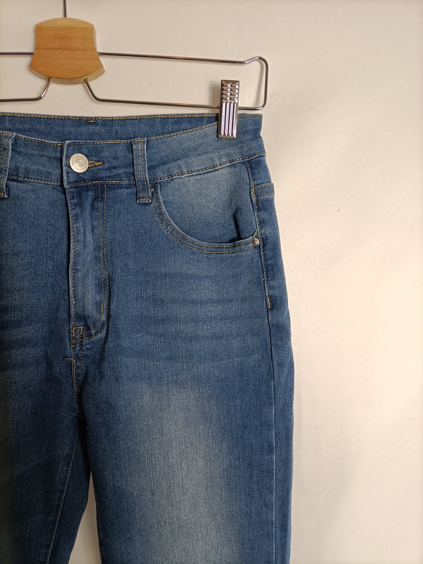 SHEIN. Pantalón denim pitillo T.s