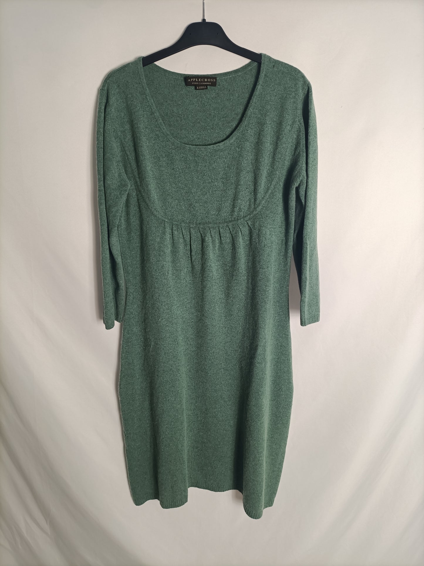 APPLECROSS. Vestido cahmere verde T.xs