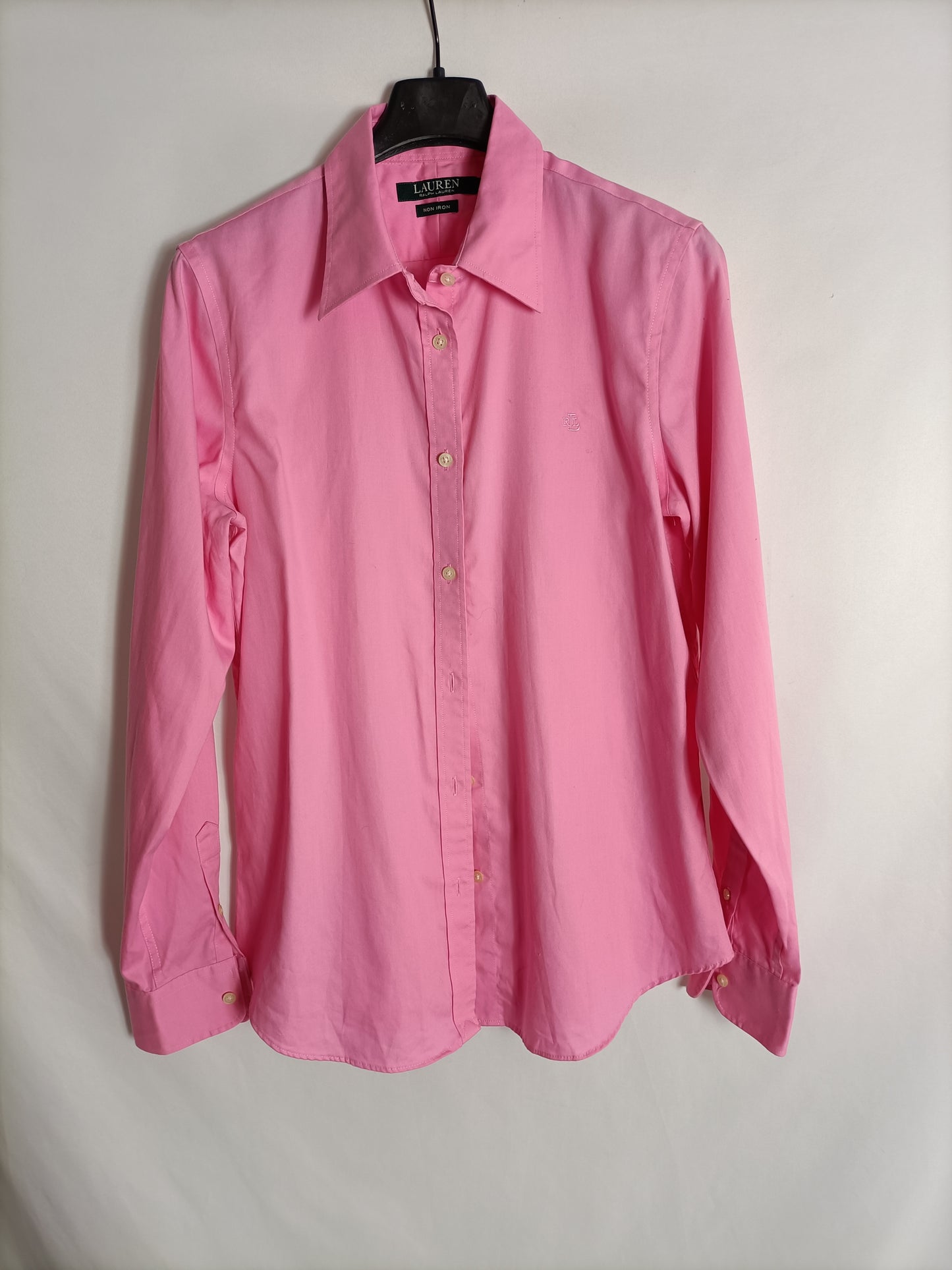 RALPH LAUREN. Camisa rosa abotonada T.s