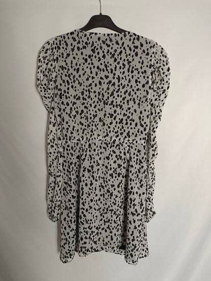 ZARA. Vestido blanco print T.m