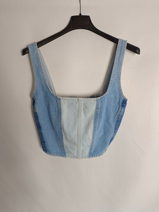 STRADIVARIUS. croptop denim T.xs