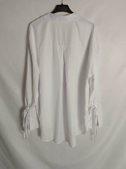 SOLADO. Blusa blanca oversiezed T.m