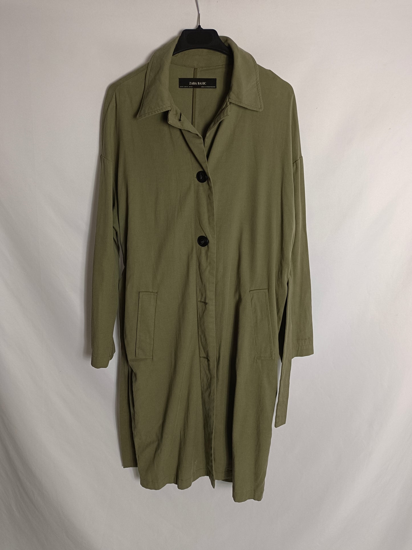 ZARA. Parka verde fina T.xs