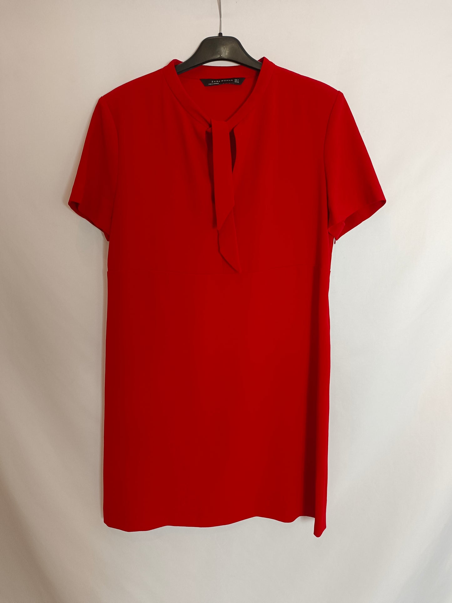 ZARA. Vestido rojo lazada T.m