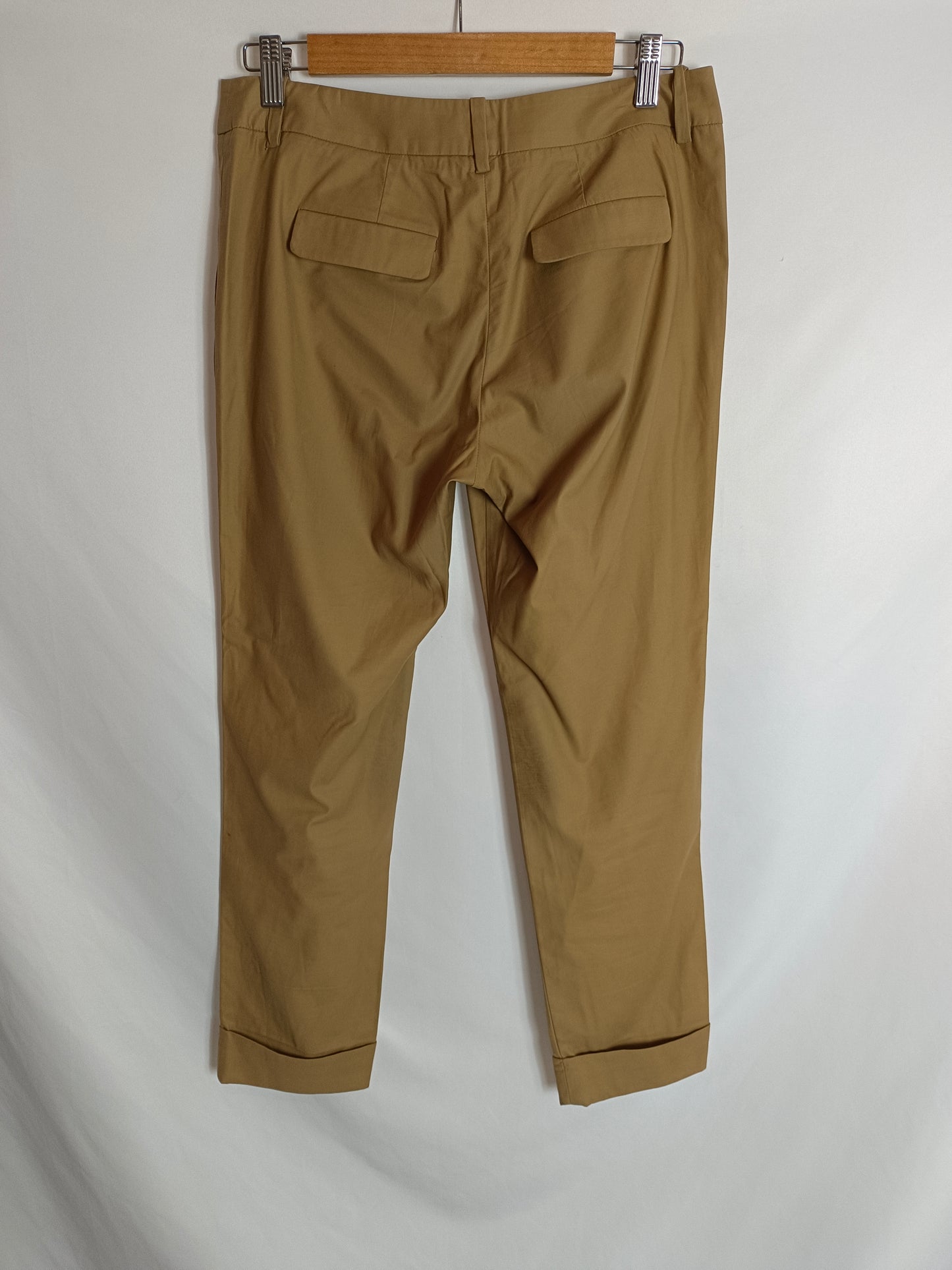 MAJE. Pantalón camel de vestir T.36