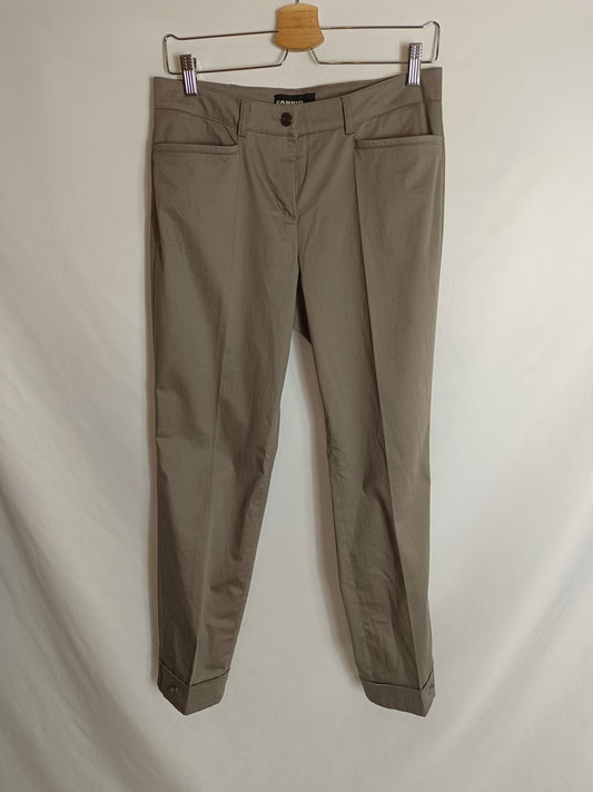 CAMBIO. Pantalón verde chino T.42