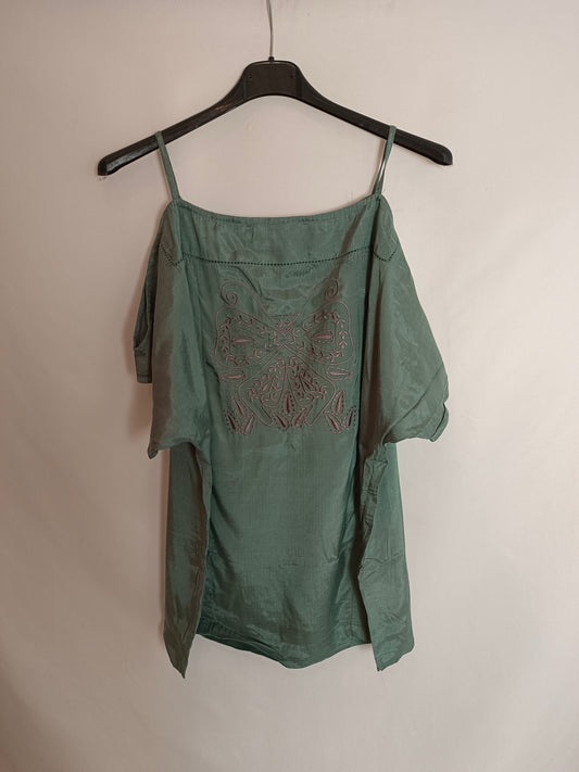 ZARA. Top verde agua bordado T.m