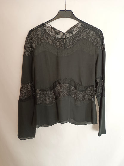 ZARA. Top negro encaje T.xs