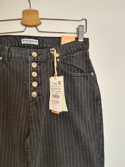 PULL&BEAR. Pantalón denim rayasT.38