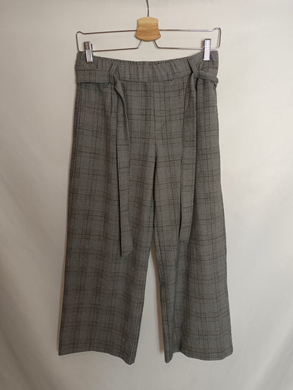 ZARA. Pantalón culotte gris T.m