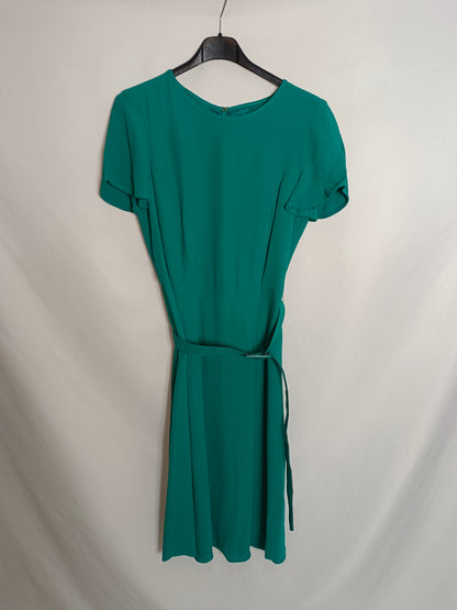 PURIFICACIÓN GARCÍA. Vestido midi verde  T.38