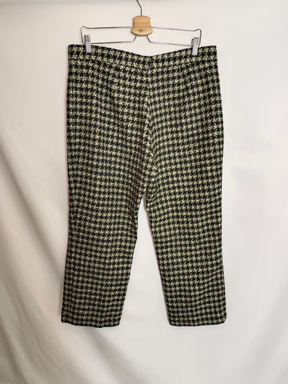 OTRAS. Pantalón tweed acampanado T.u(42)