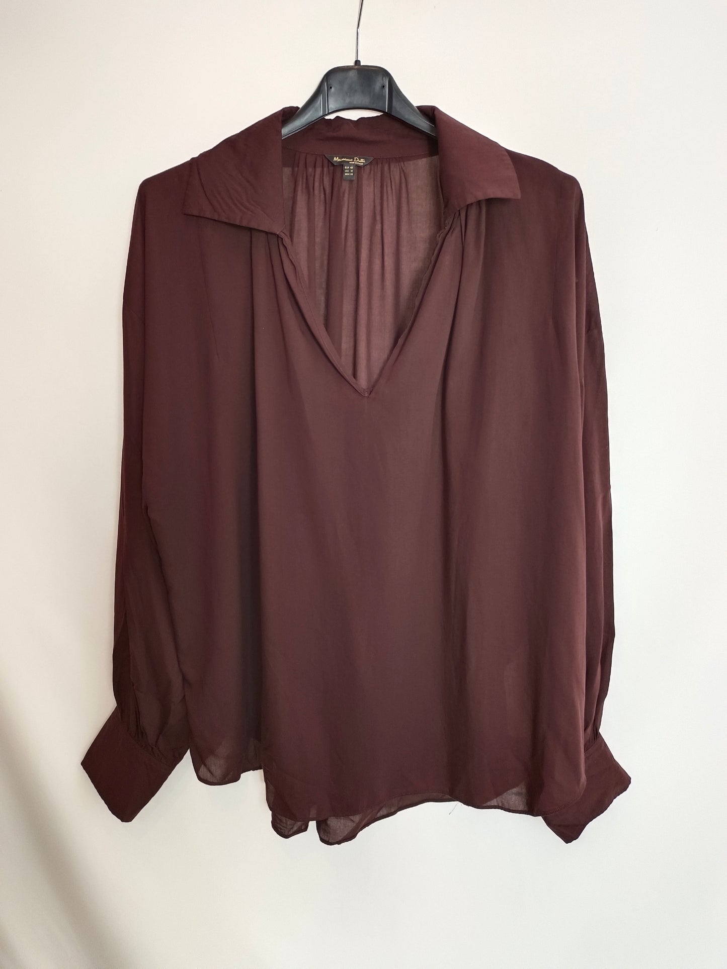 MASSIMO DUTTI. Blusa fluida marrón T.42