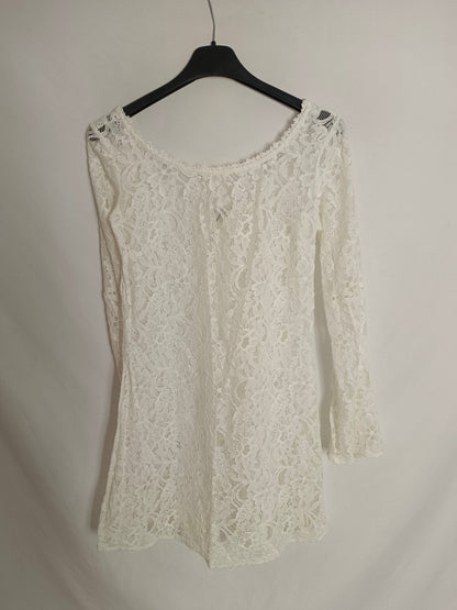 STRADIVARIUS. Vestido encaje blanco  T.s