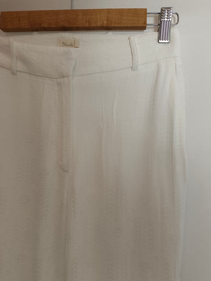 NICOLI. Pantalón blanco fluido T.32 (tara)