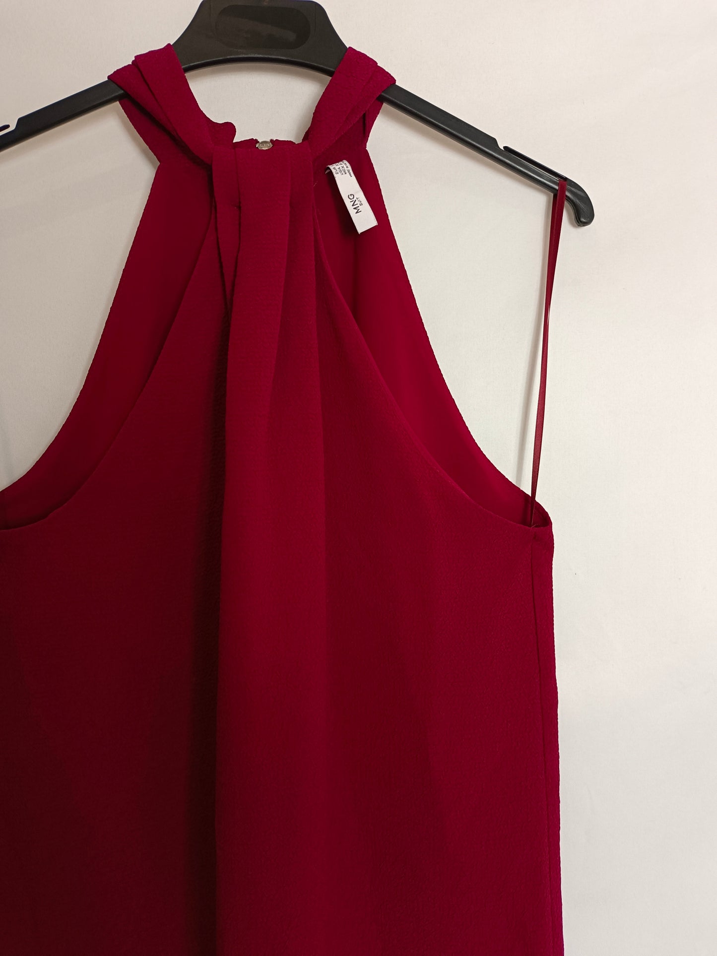 MANGO. Vestido corto cuello halter. T.XS.