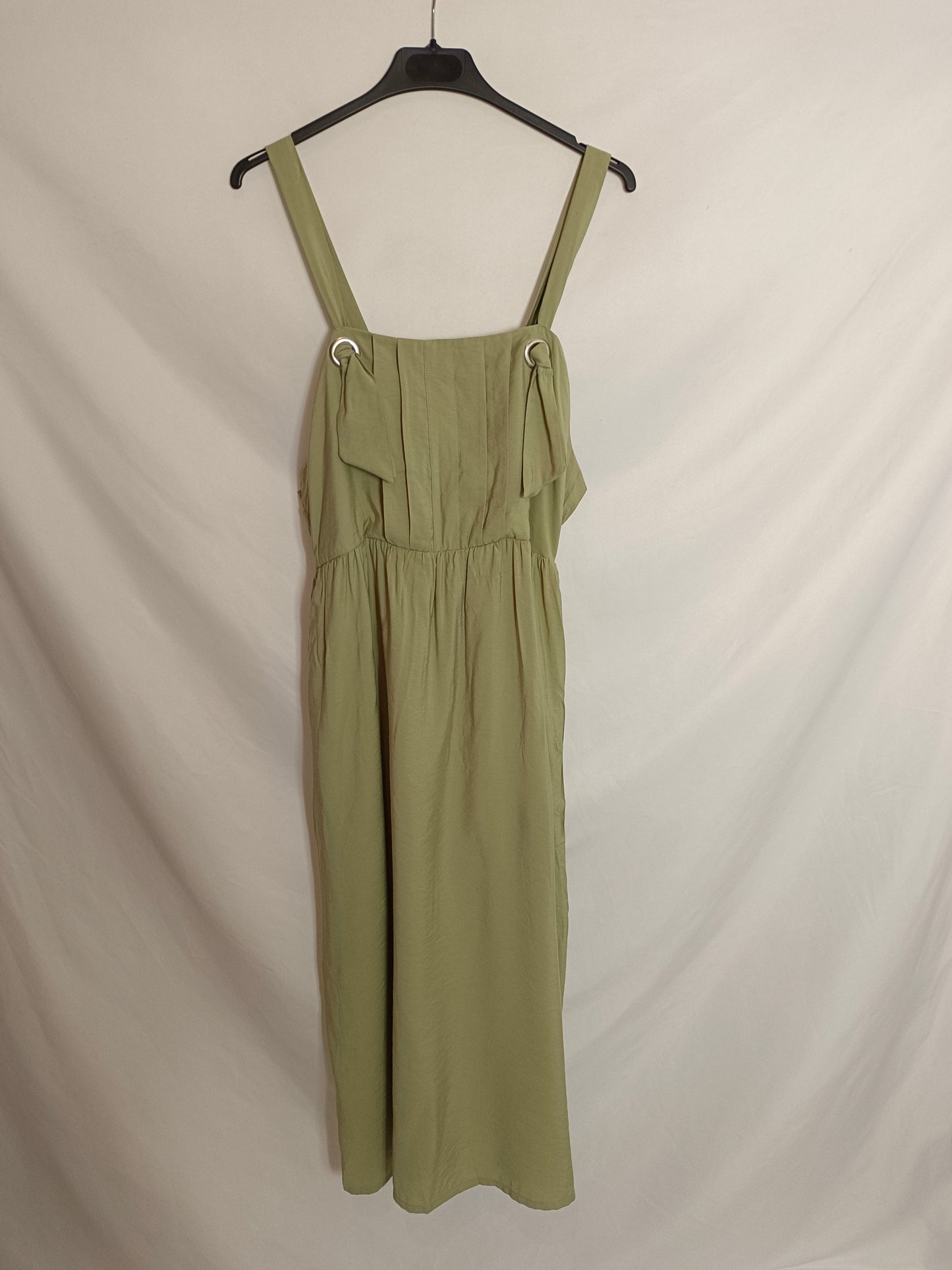 INTROPIA. vestido fluido verde T.38