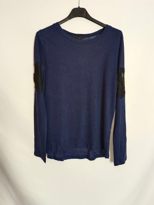 ZARA. Camiseta azul encaje T.s