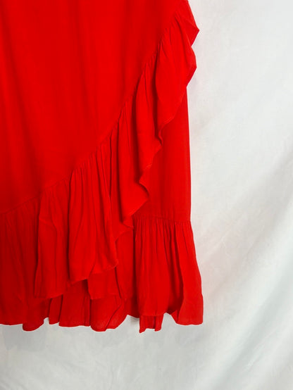 H&M. Falda midi volante roja. T 34