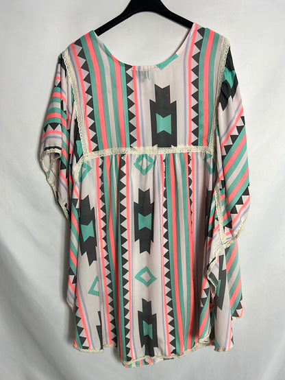 HHG. Top fluido colores estilo poncho. T XL