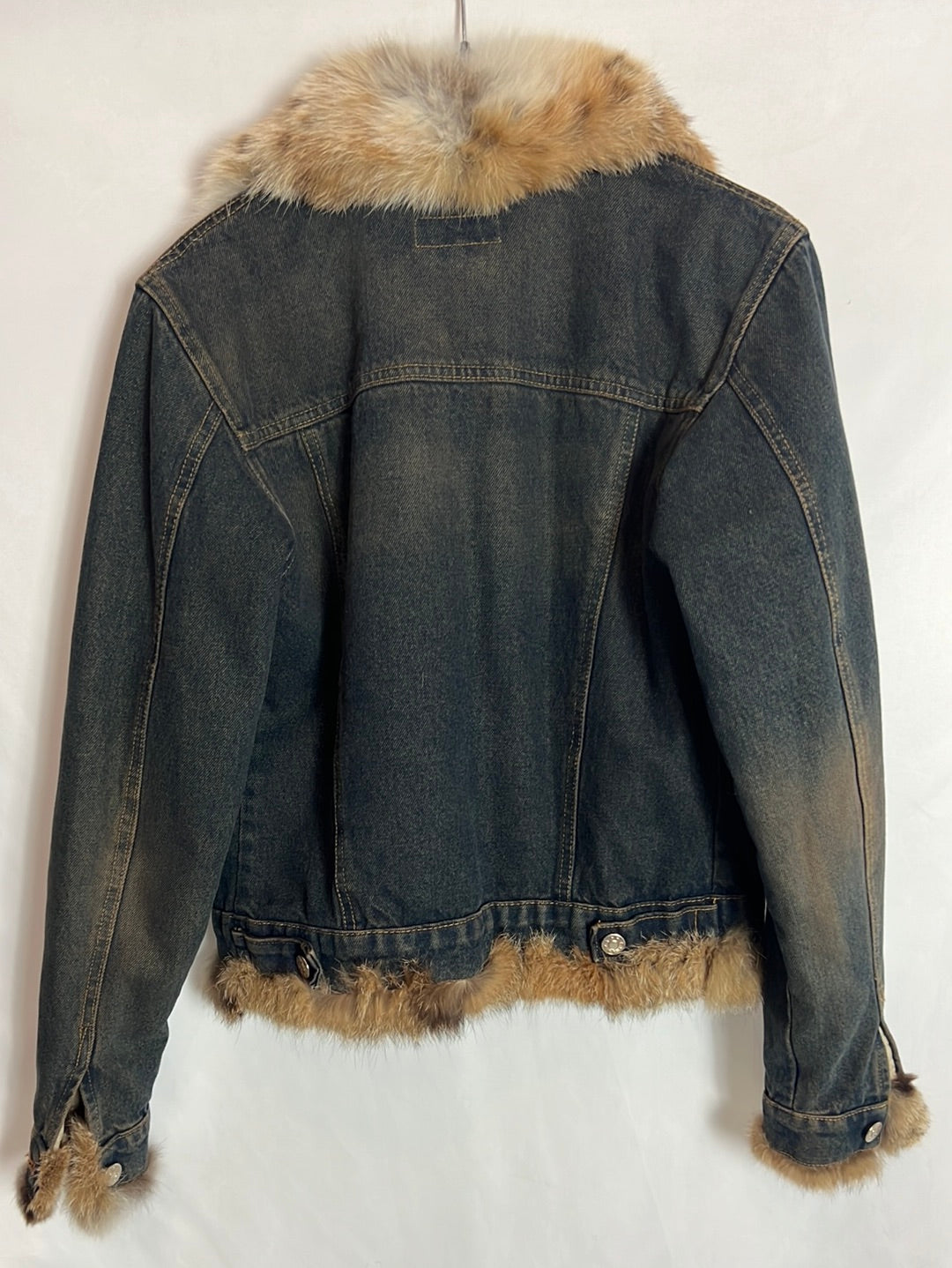 MARIA DI RIPABIANCA. Chaqueta denim y pelo interior. T S (reversible)