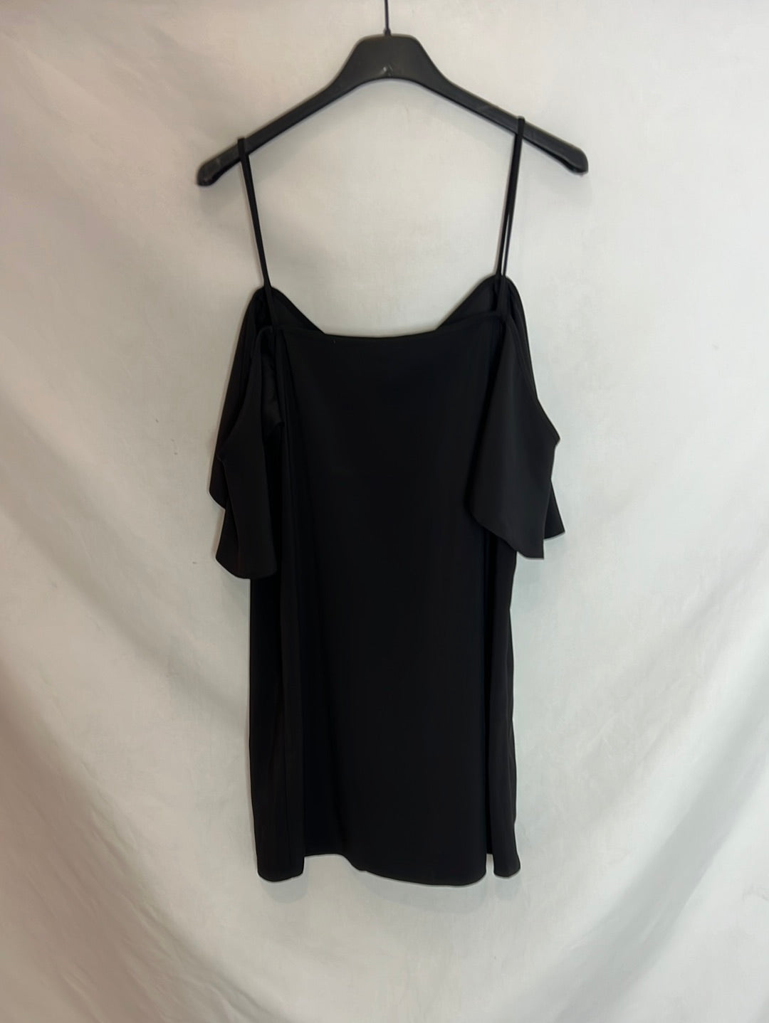 ASOS. Vestido corto hombros descubierto. T.XS