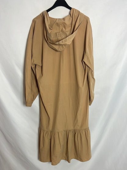 ZARA. Vestido midi capucha camel. T S