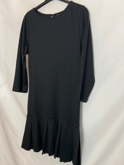 FERNANDO TAPIA. Vestido negro T. L