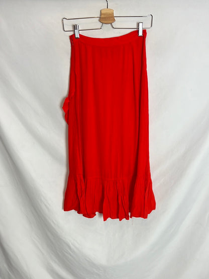 H&M. Falda midi volante roja. T 34