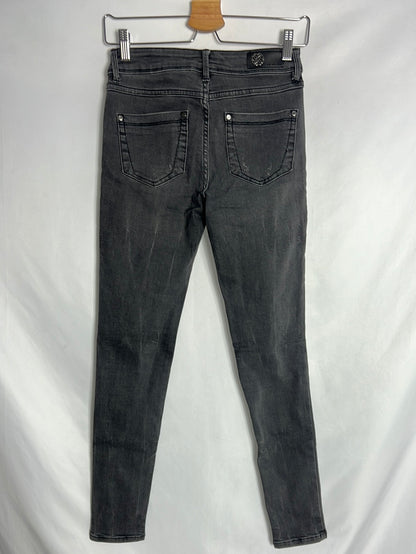 MORGAN. Pantalón denim pitillo gris rotos. T 36